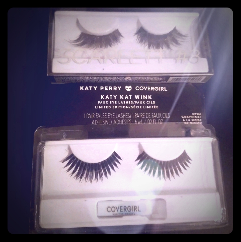 (2) Pairs of Eyelashes